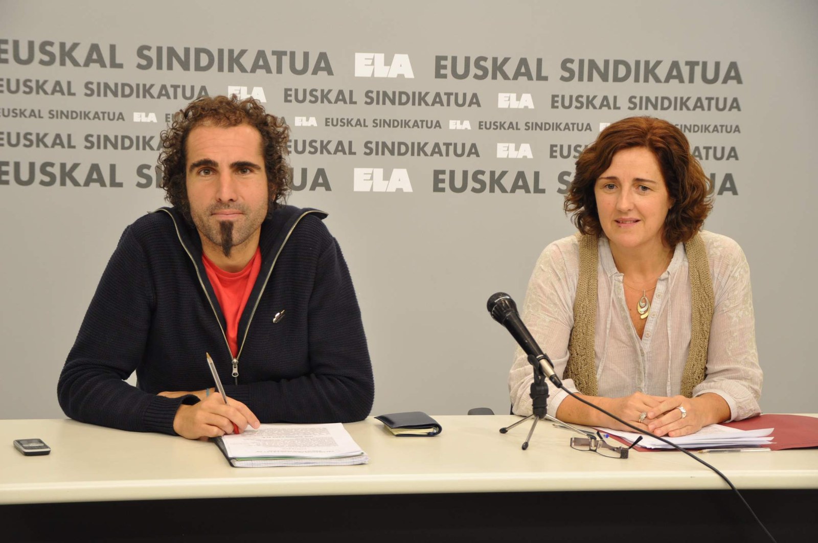 Auzibidea Bizkortzeko Legeak administrazioen aurka jotzeko ateak ixten ditu