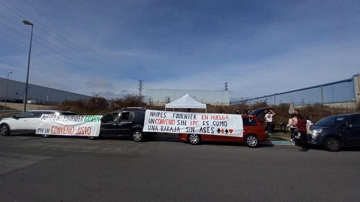 Azaroaren 16an, Heraclio Fournier enpresako langileek bizikleta martxa bat eta elkarretaratzea egingo dute lan hitzarmenaren defensan Azaroaren 16an, Heraclio Fournier enpresako langileek bizikleta martxa bat eta elkarretaratzea egingo dute lan hitzarmenaren defensan
