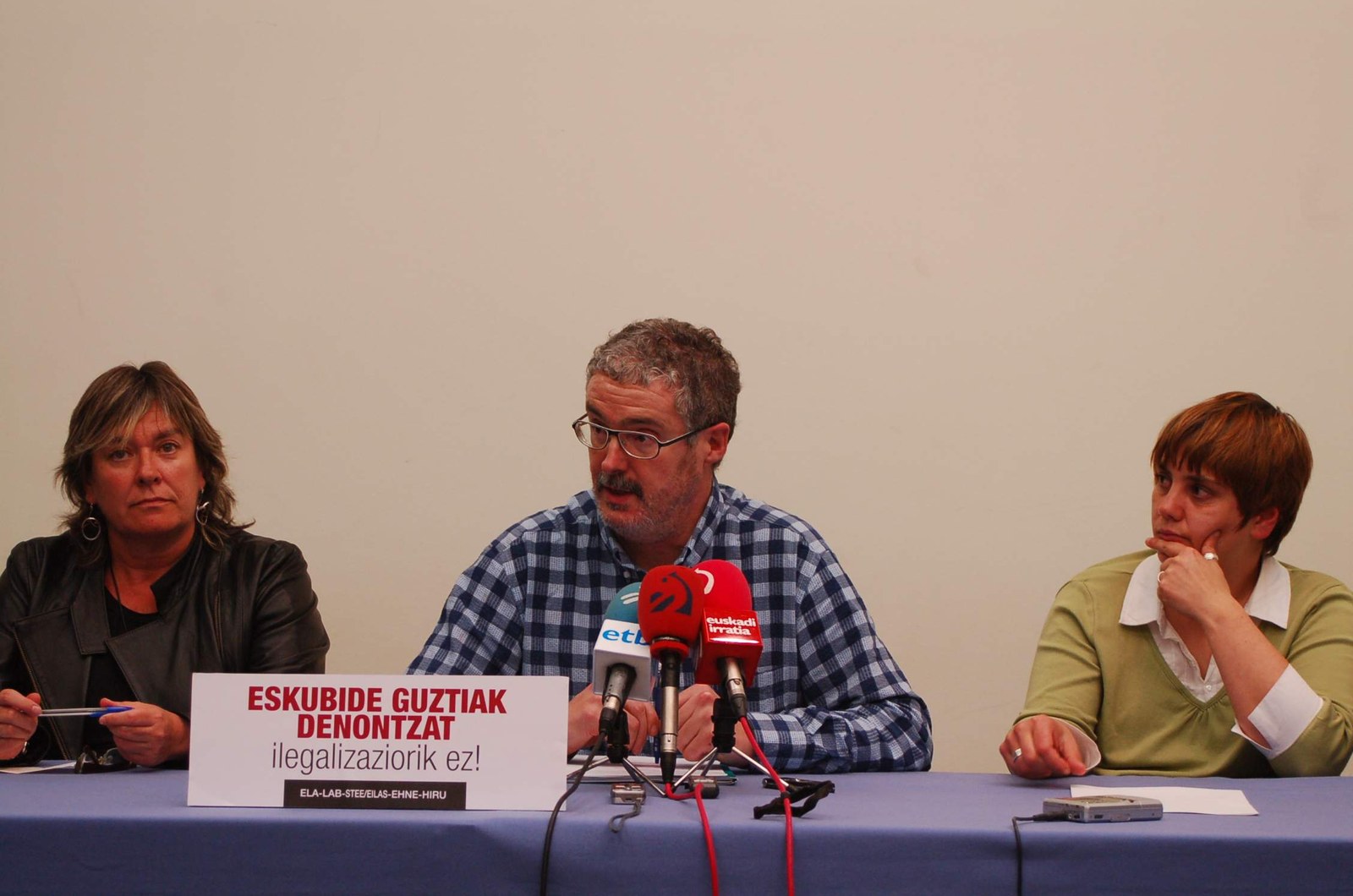 Bilduren ilegalizazioaren aurkako protestak