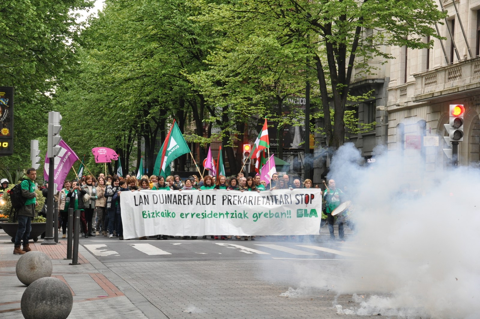 Bizkaiko egoitzetako sektoreko grebak langile gehienen erantzuna lortu du laugarren egunean