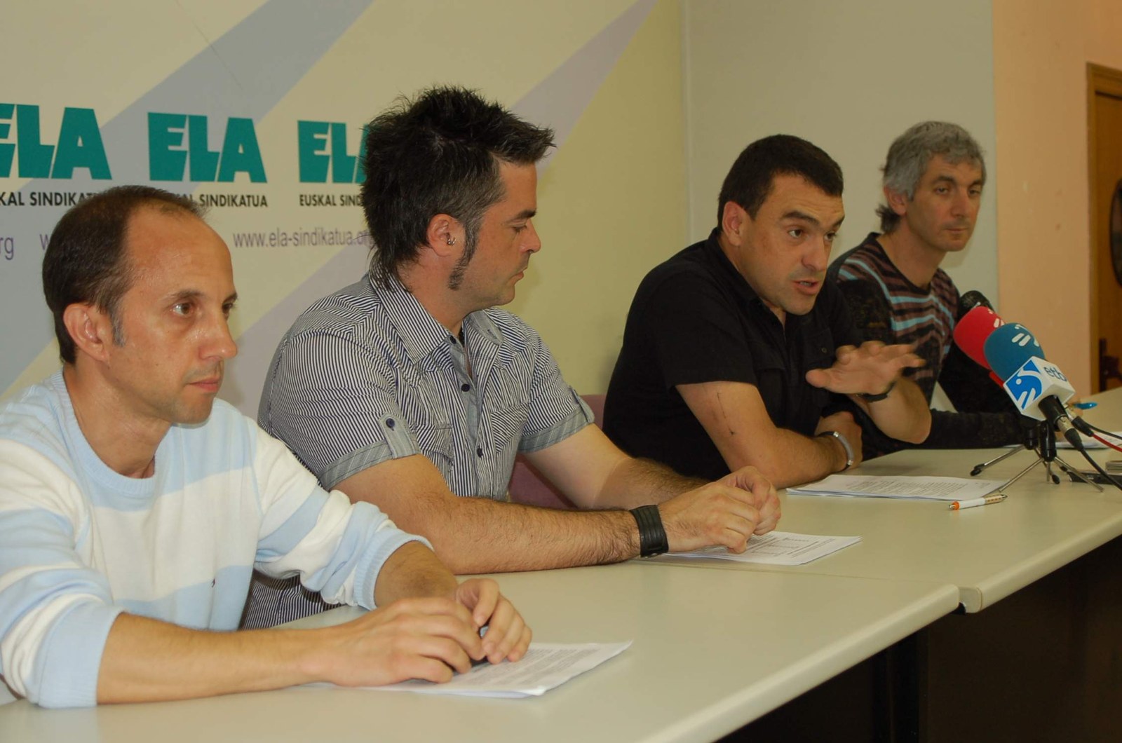 Botere politikoa Iberdrolaren esanetara dago