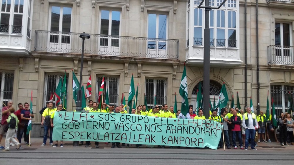 CEL Taldeko ia 300 lanpostu kolokan