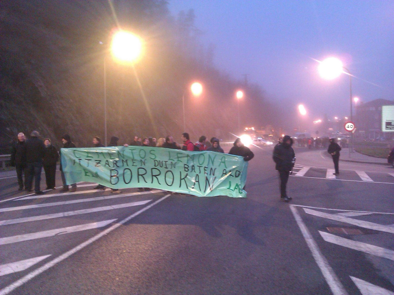 Cementos Lemonak kendu egin du enplegua erregulatzeko dossierra