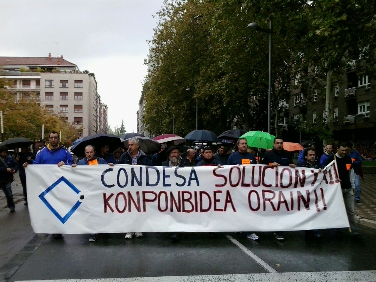 Condesa taldeko langileek bat egin dute greba deialdiarekin