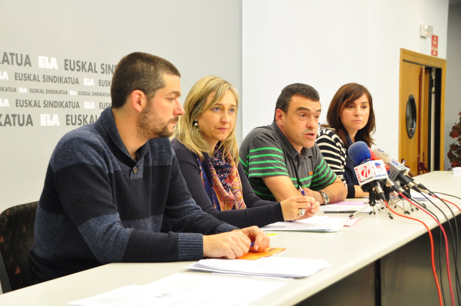 Confebaskek hankaz gora jarri du zegoen negoziazio kolektibo sektorial apurra