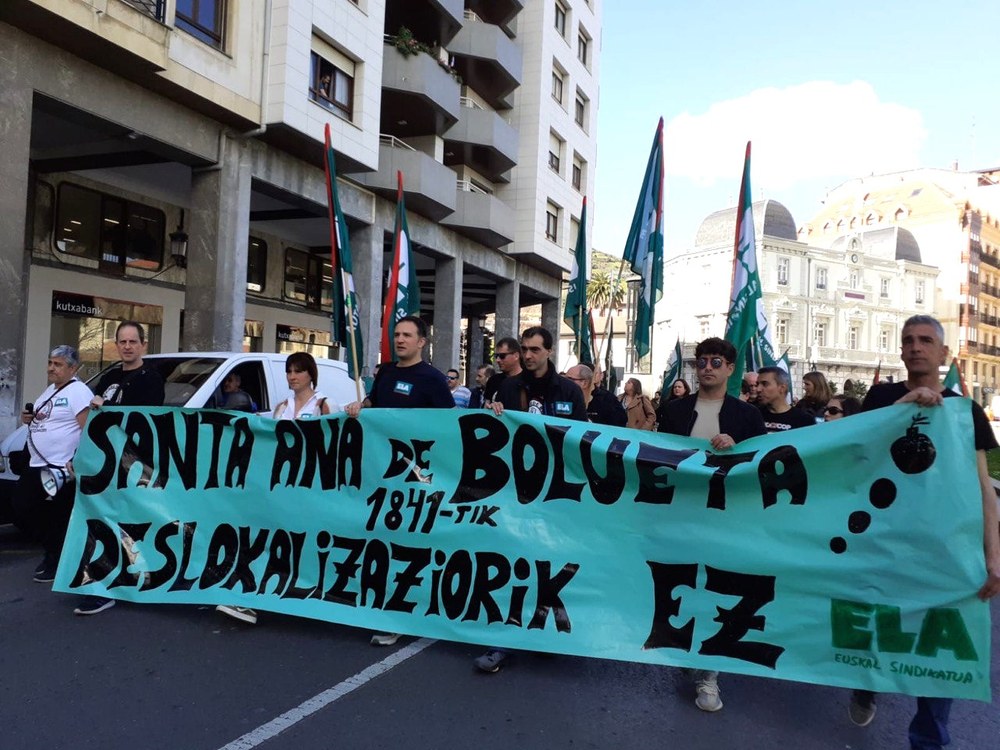 Deslokalizazioaren aurka 6 hilabete greban dauden langileei babesa emateko manifestazioa egin da