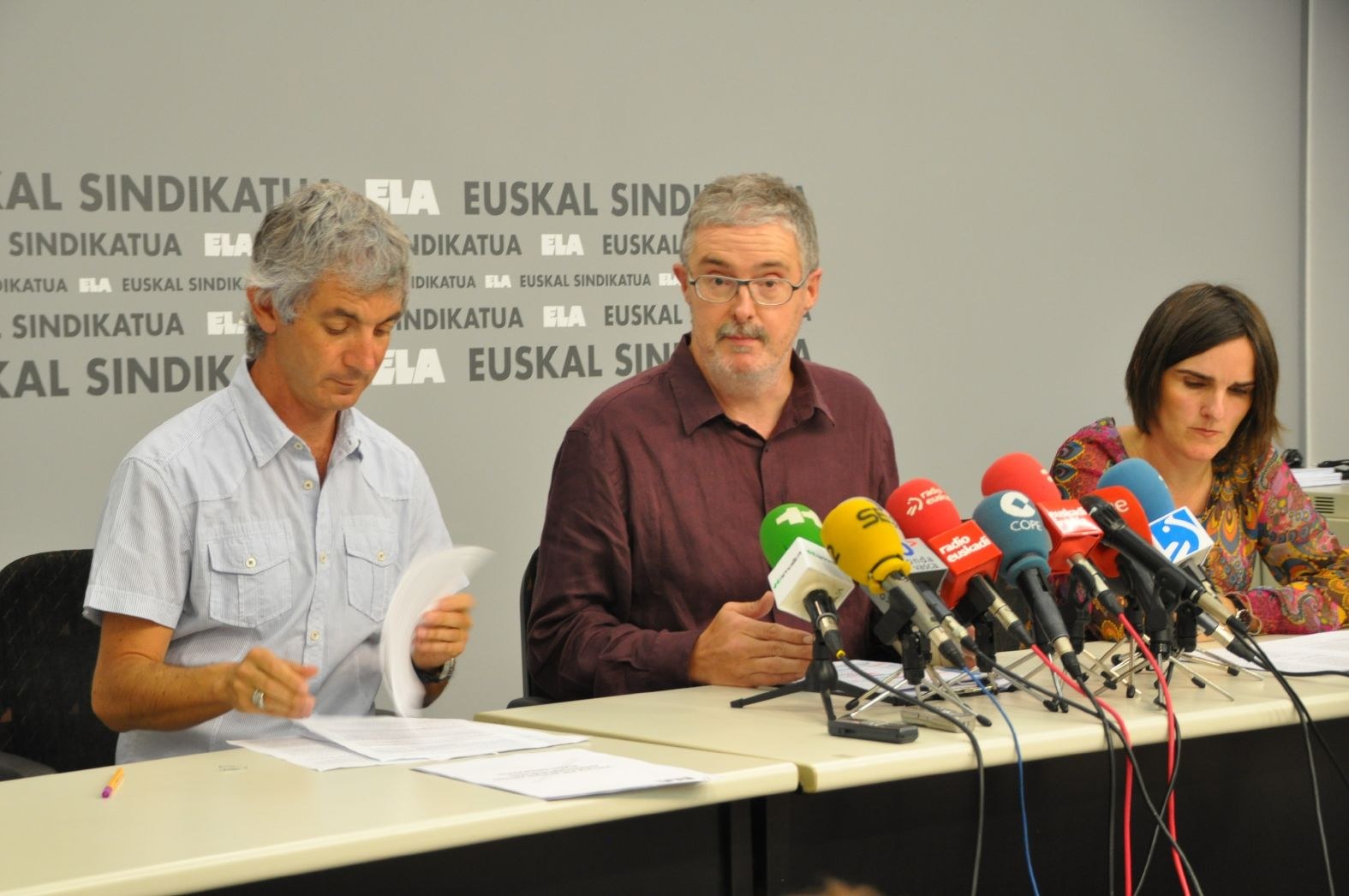 EAJren eta PSE-PSOEren arteko akordioa iruzur soziala