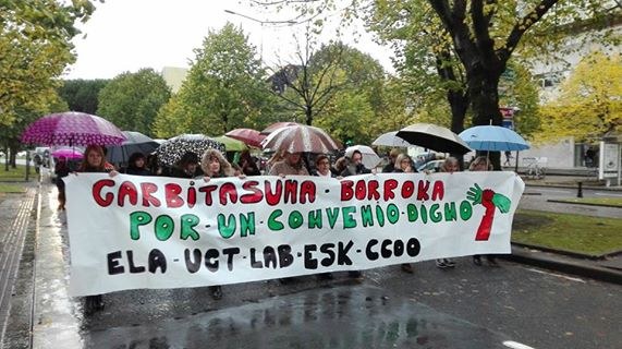 EHUko eta hezkuntza publikoko garbitzaileen grebak jarraipen zabala izan du