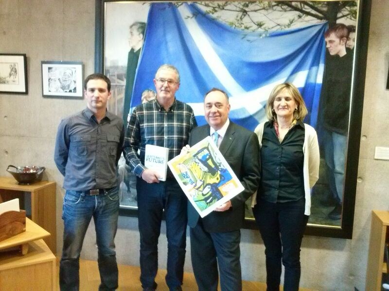 ELA Alex Salmond Eskoziako lehen ministroarekin bildu da