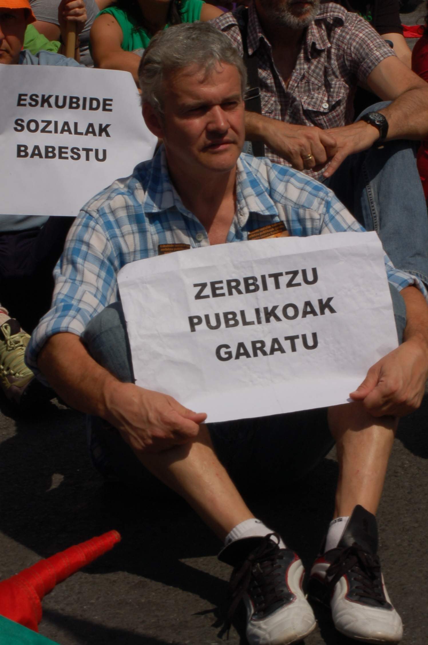 ELA altxa egin da Gasteizko Mahai Orokorretik