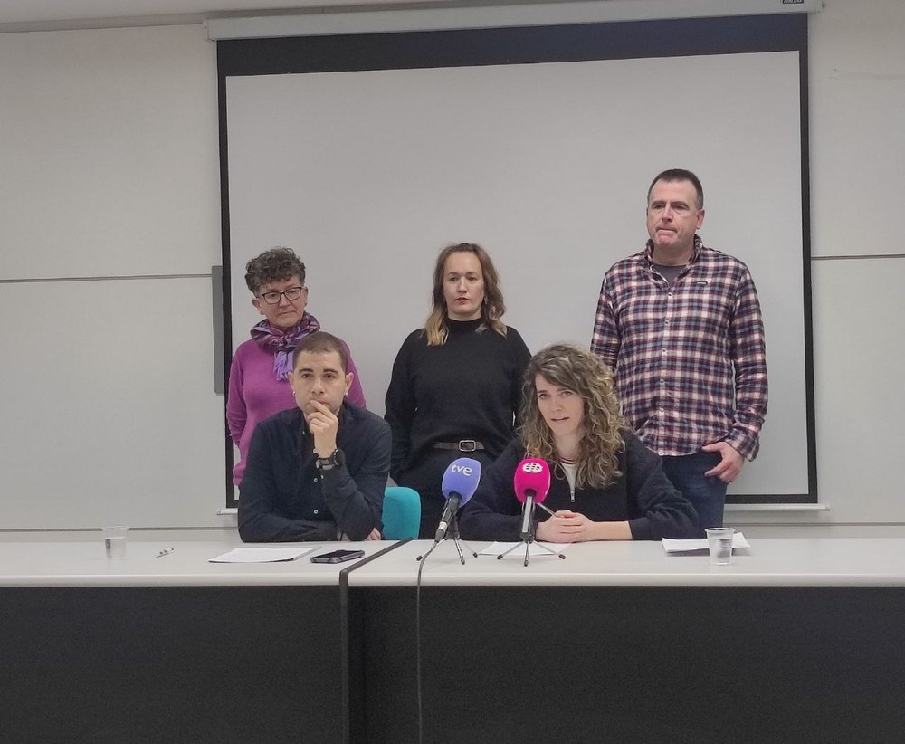 ELA, LAB, ESK, Steilas, Etxalde eta Hiruk mobilizazioak deitu eta sinaduak bilduko diztuzte Nafarroako gutxieneko soldata ezartzeko ELA, LAB, ESK, Steilas, Etxalde eta Hiruk mobilizazioak deitu eta sinaduak bilduko diztuzte Nafarroako gutxieneko soldata ezartzeko
