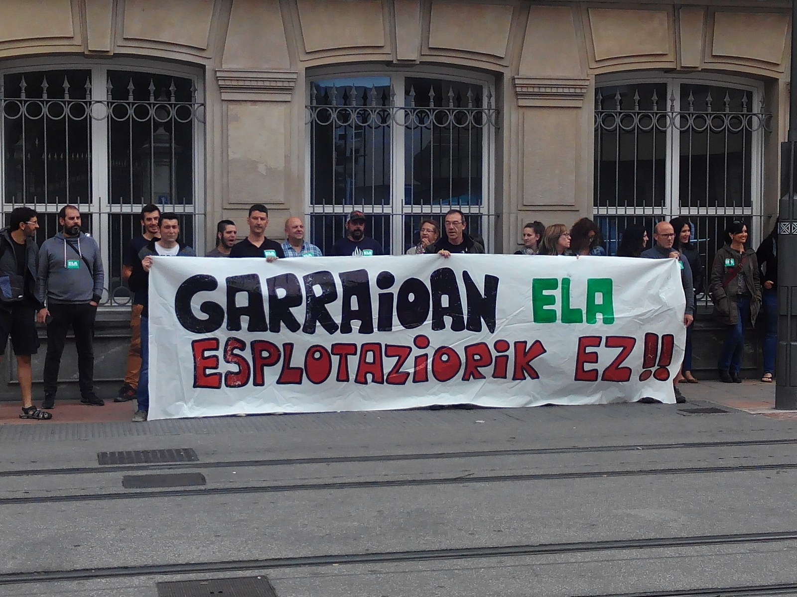 ELA sindikatuak garraioaren arazo nagusiak jorratzen dituen legez besteko proposamena erregistratu du Eusko Legebiltzarrean