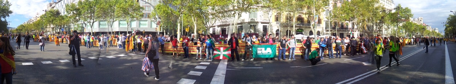 ELA Via Catalana-k antolatu duen giza-katearekin
