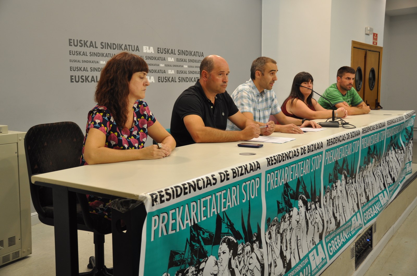 ELAk bi asteko greba etengabea egitera deitu du Bizkaiko egoitzetan