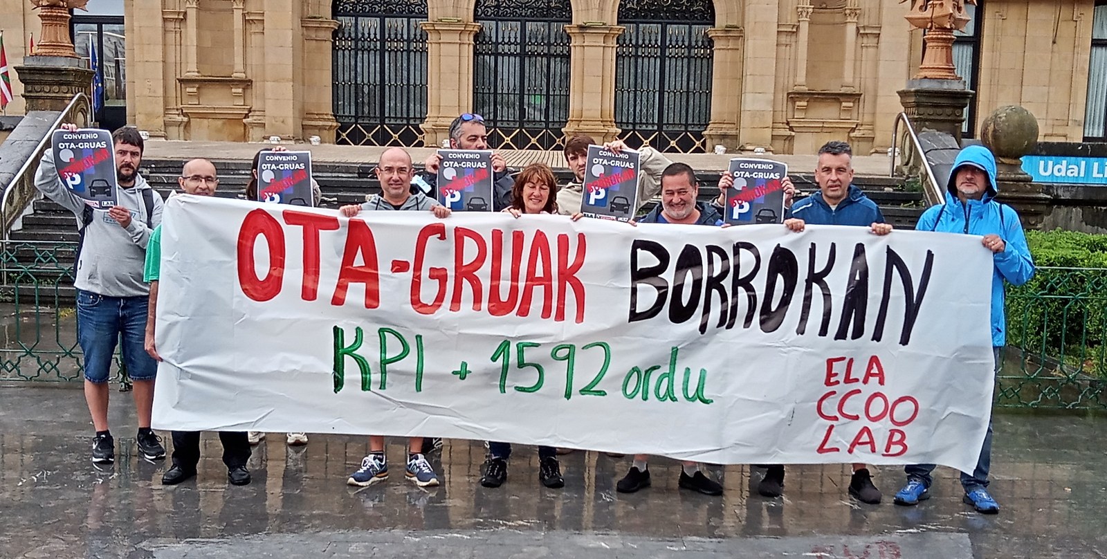 ELAk, CCOOk eta LABek udalen inplikazioa eskatu dute TAOren eta Gipuzkoako garabien hitzarmenak KPIaren araberako soldata igoerak izan ditzan ELAk, CCOOk eta LABek udalen inplikazioa eskatu dute TAOren eta Gipuzkoako garabien hitzarmenak KPIaren araberako soldata igoerak izan ditzan
