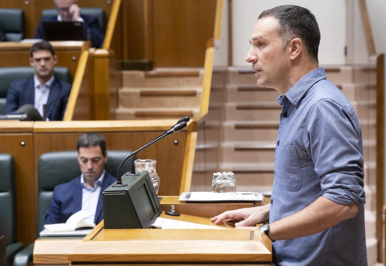 ELAk EAJ eta PSE alderdiei ohartarazi die LGS propioa oztopatzea iruzur demokratikoa eta autogobernuari erabat uko egitea dela