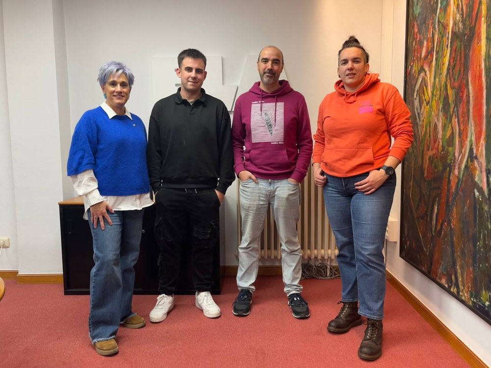 ELAk erabat babesten du AEK eta euskaltzaleak inoiz baino gehiago Korrikan parte hartzera deitzen ditu