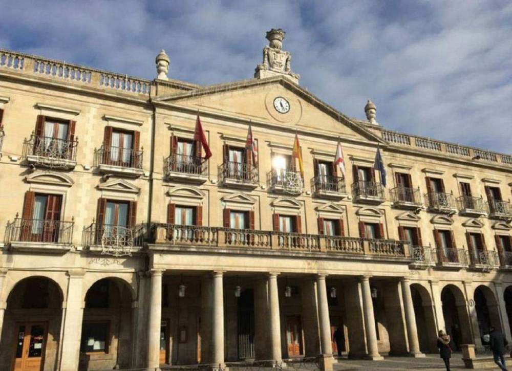 Gasteizko Udalak hitzarmena bete beharko du eta Gazte eta Eskualde Planen bitartez kontratatutako pertsonei bikoitza ordaindu