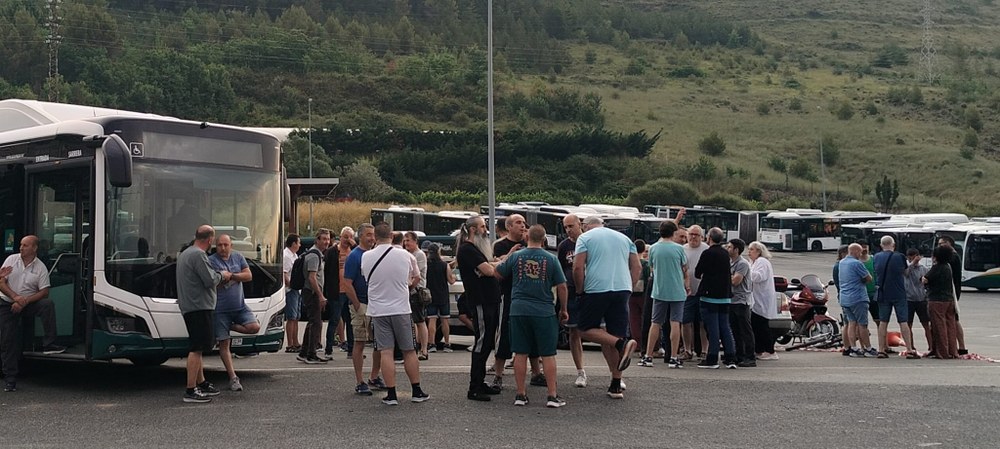 ELAk greba mugagabearen % 100aren jarraipena mantentzeko deia egiten die villavesetako langileei