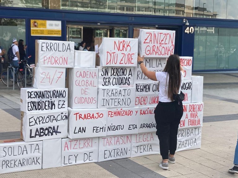 ELAk kritikatu du ez dela gizarteak ezta migratuek ere behar duten neurria