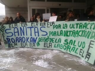 ELAk mobilizazioak eta greba deialdia egin du Barakaldoko Sanitas Egoitzan