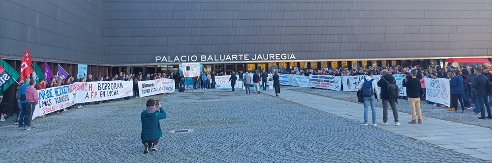 ELAk oso positibotzat jo du greba, eta mobilizatzen jarraitzeko deia egiten du