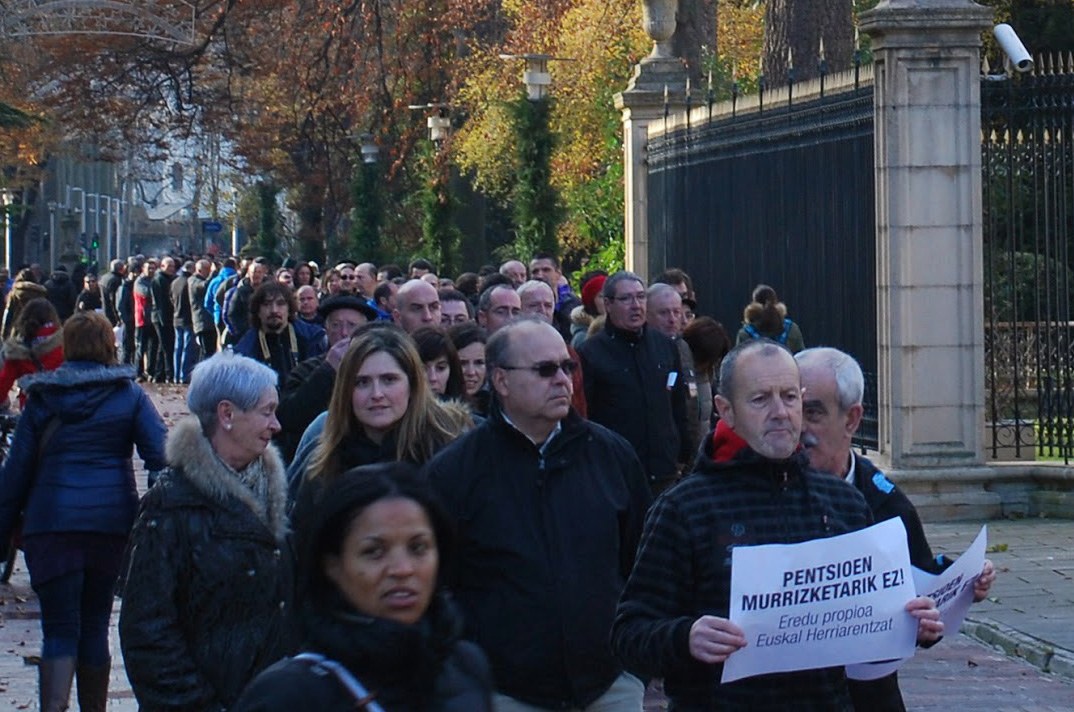 ELAk pentsiodunen plataformek deitutako mobilizazioetan parte hartzera deitu du