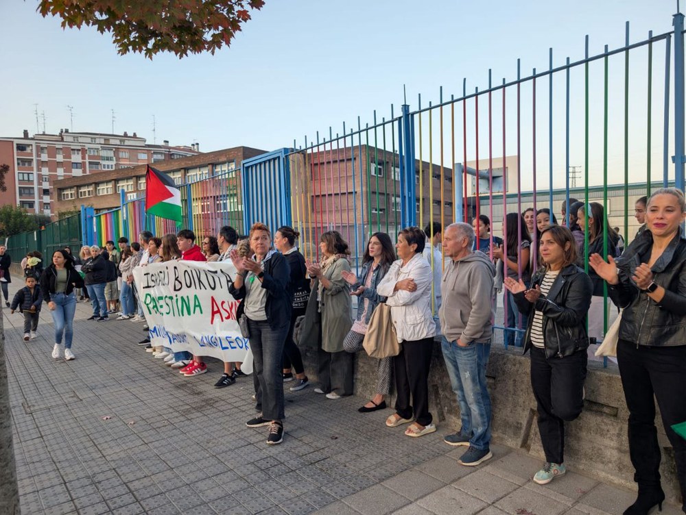 ELAk positibotzat jo du Hezkuntzako grebaren hasiera eta gaueko txanden lanuzte partzialak