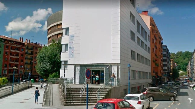 ELAk salatu du Errenteriako Iztieta osasun zentroan profesionalak falta direla