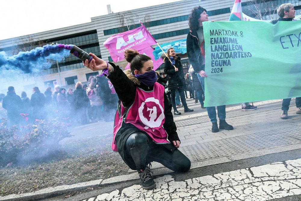 ELAk salatu du Eusko Jaurlaritzak uko egin diola lan baldintzak duintzeari