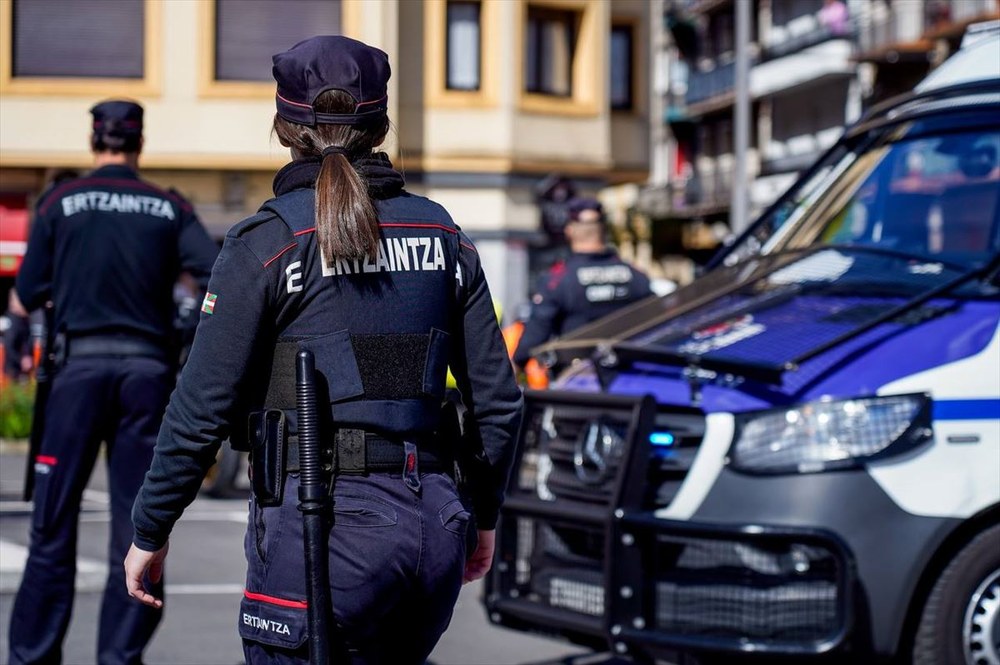 ELAk Segurtasun Sailari eskatu dio atxilotuen jatorria jakinarazteko erabakia atzera bota dezala