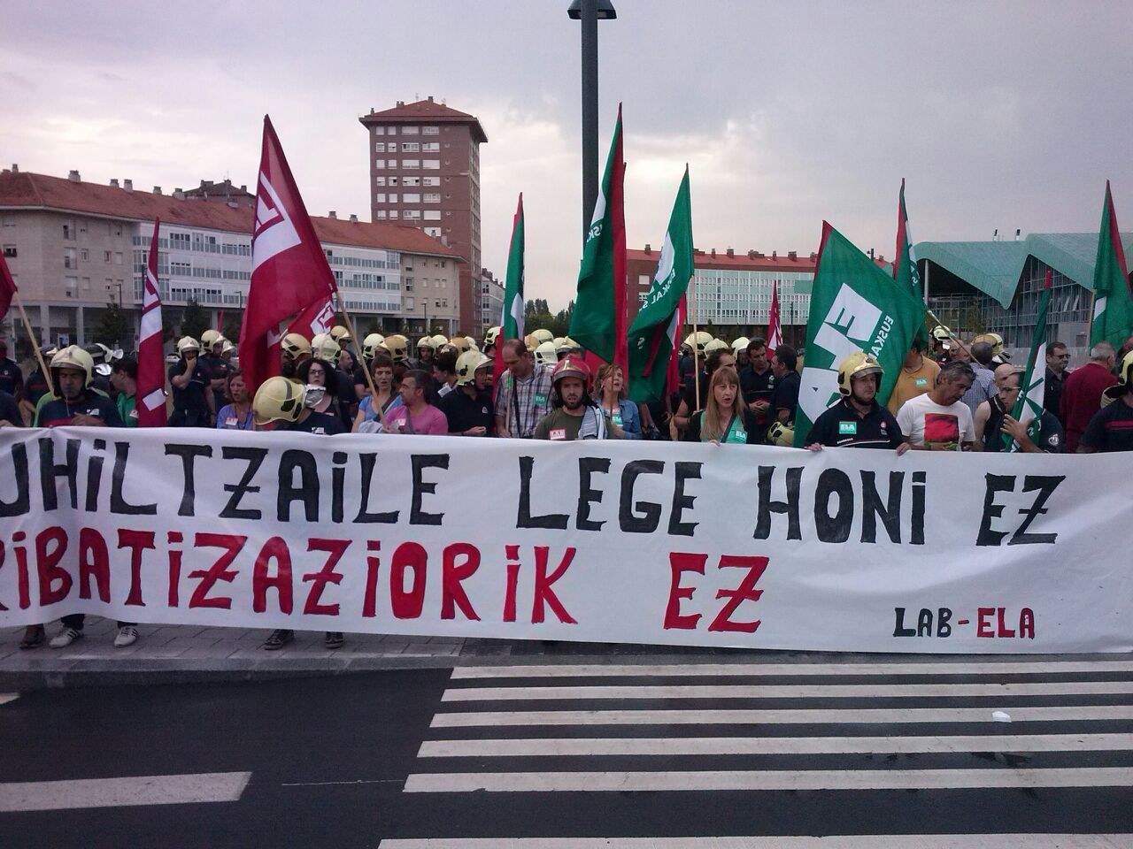 ELAk suhiltzaileen legea erretiratzeko eskatu du Euskal Funtzio Publikoko Kontseiluan