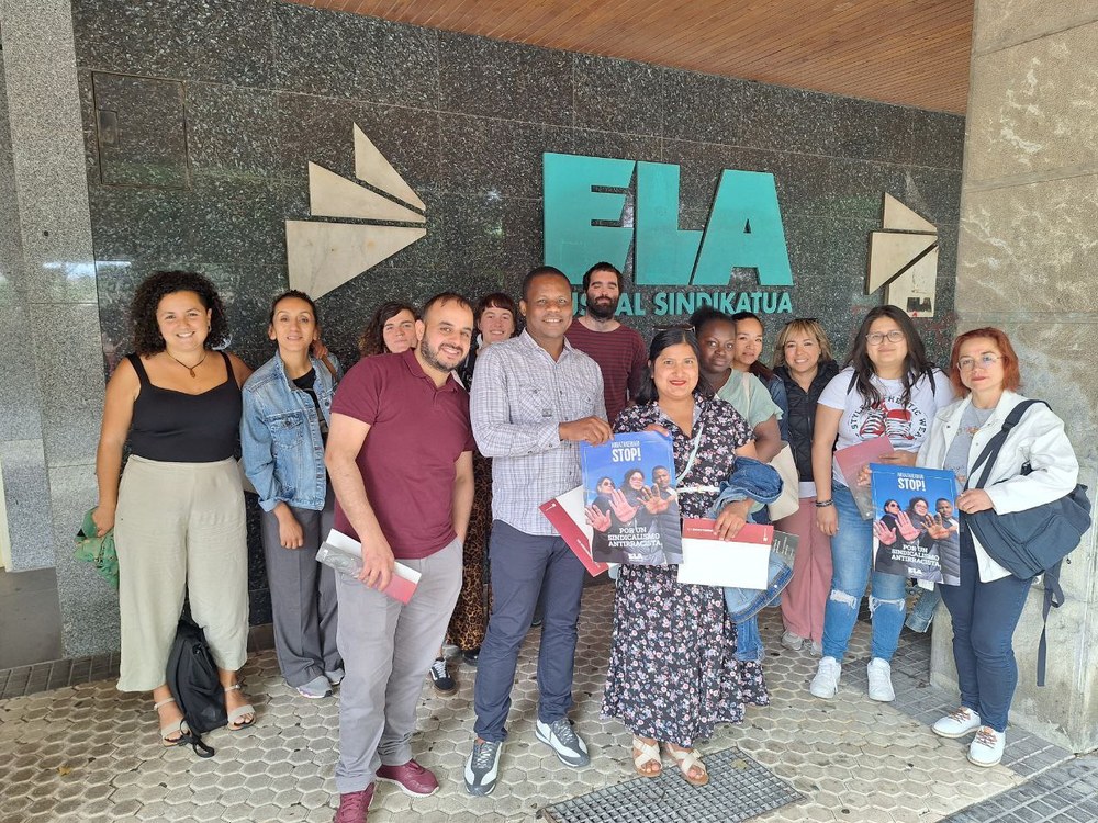 ELAk topaketa antiarrazista antolatu du Donostin sindikatuaren delegatu migratuekin ELAk topaketa antiarrazista antolatu du Donostin sindikatuaren delegatu migratuekin