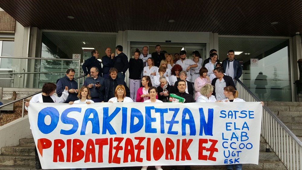 Elkarretaratzeak pribatizazioak salatzeko Osakidetzan