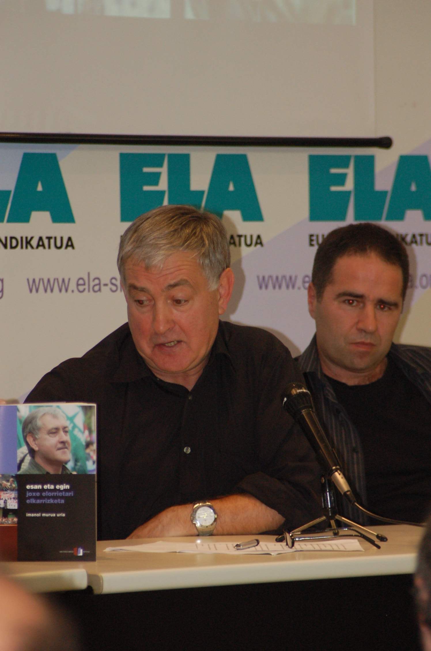 Elorrietaren 32 urteko ibilbidea liburu batean