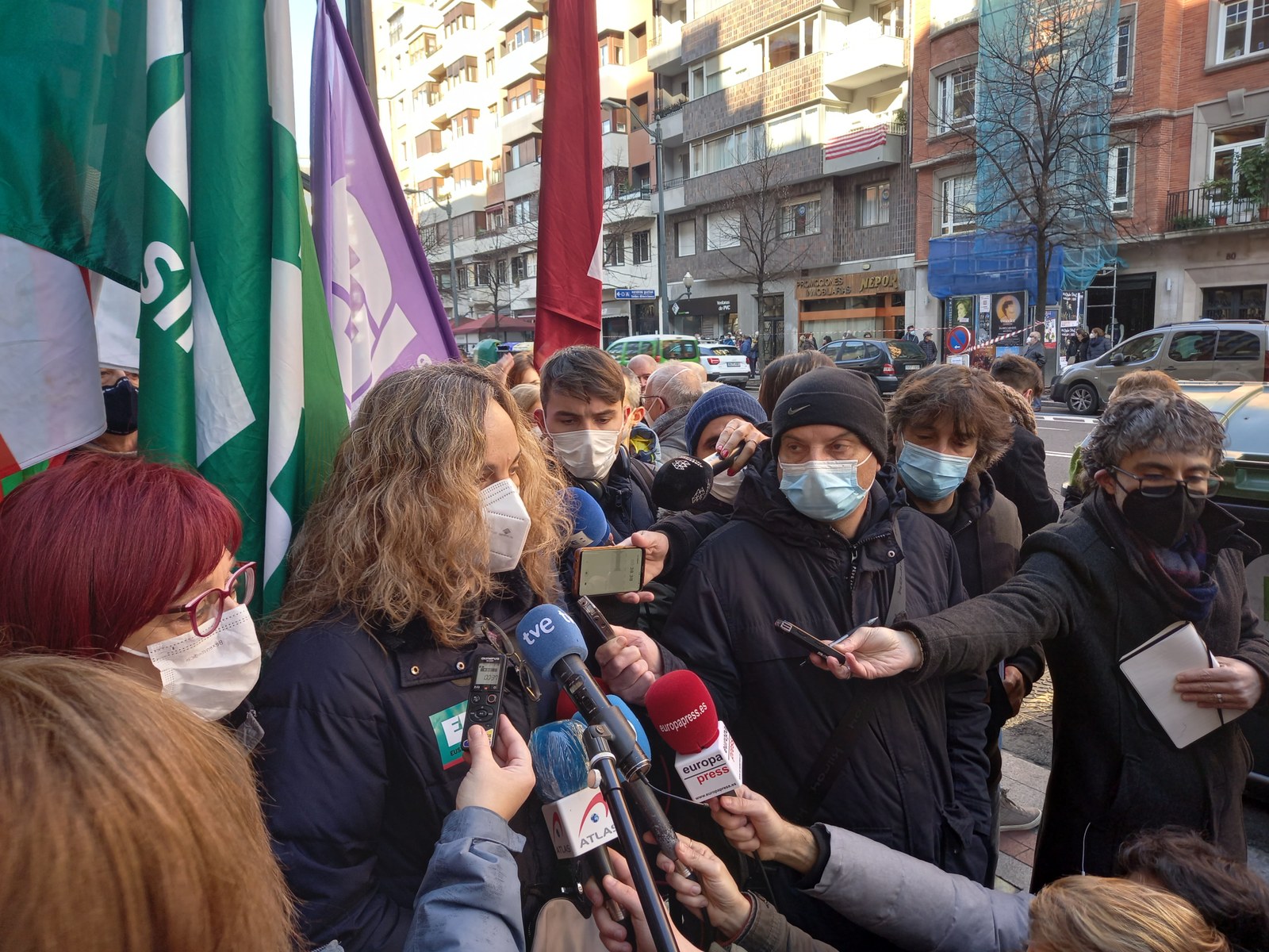 Esther Saavedra, ELA Osakidetza: “Osasun publikoa kolapsatuta dago, eta bitartean osasun pribatua indartzen ari dira" Esther Saavedra, ELA Osakidetza: “Osasun publikoa kolapsatuta dago, eta bitartean osasun pribatua indartzen ari dira"