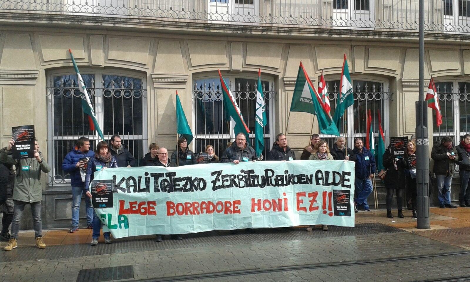 Euskal Enplegu Publikoaren Lege-proiektua erretiratzeko eskatu du ELAk