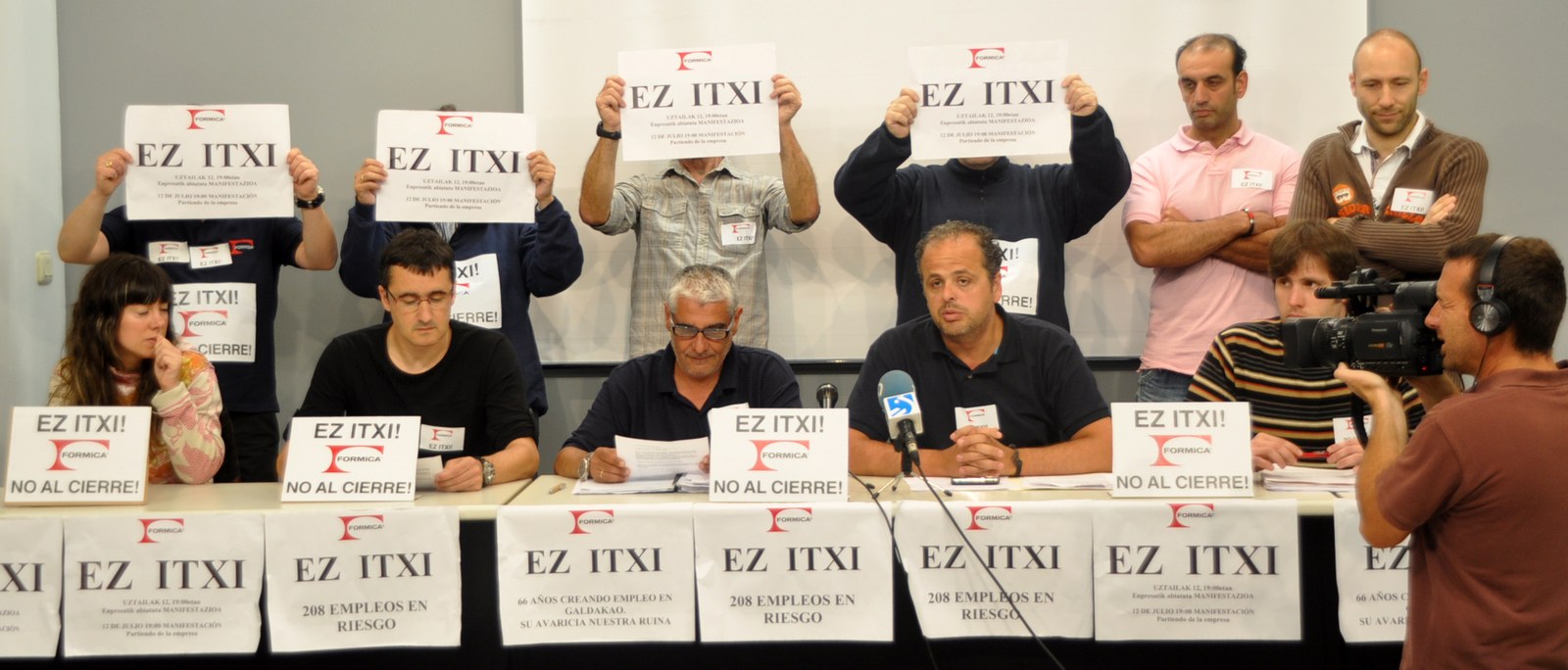 Formicako Enpresa Batzordeak enpleguaren eta euren lan-baldintzen aldeko ekintzak areagotuko ditu uztailean zehar