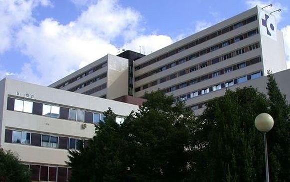Galdakao-Usansoloko ospitaleko larrialdietako mediku kopurua %10 murriztu nahi du Osakidetzak