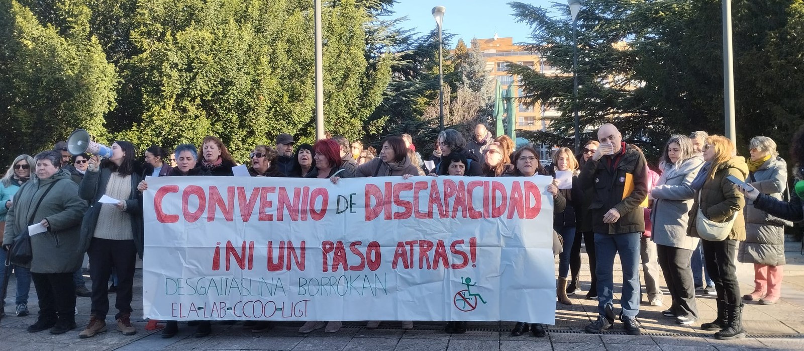 Greba otsailaren 27tik martxoaren 1era hitzarmenaren negoziazioan aurrera egiteko Greba otsailaren 27tik martxoaren 1era hitzarmenaren negoziazioan aurrera egiteko