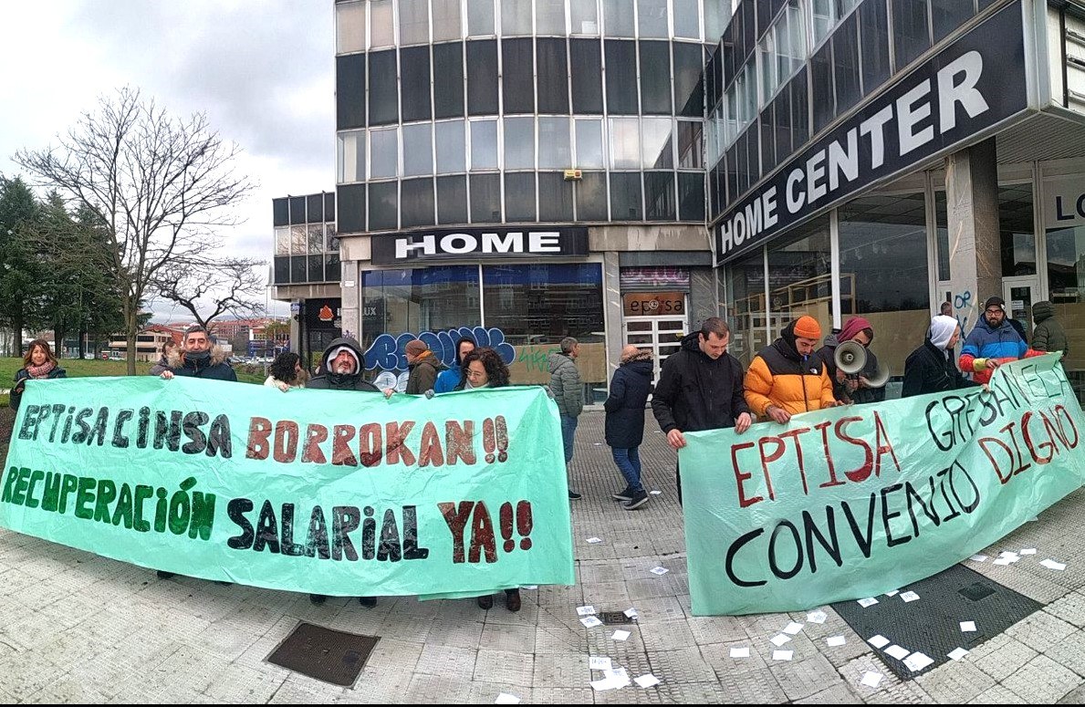 Greban daude Eptisa Cinsako langileak, erosahalmena bermatuko dien akordioa eskatzeko