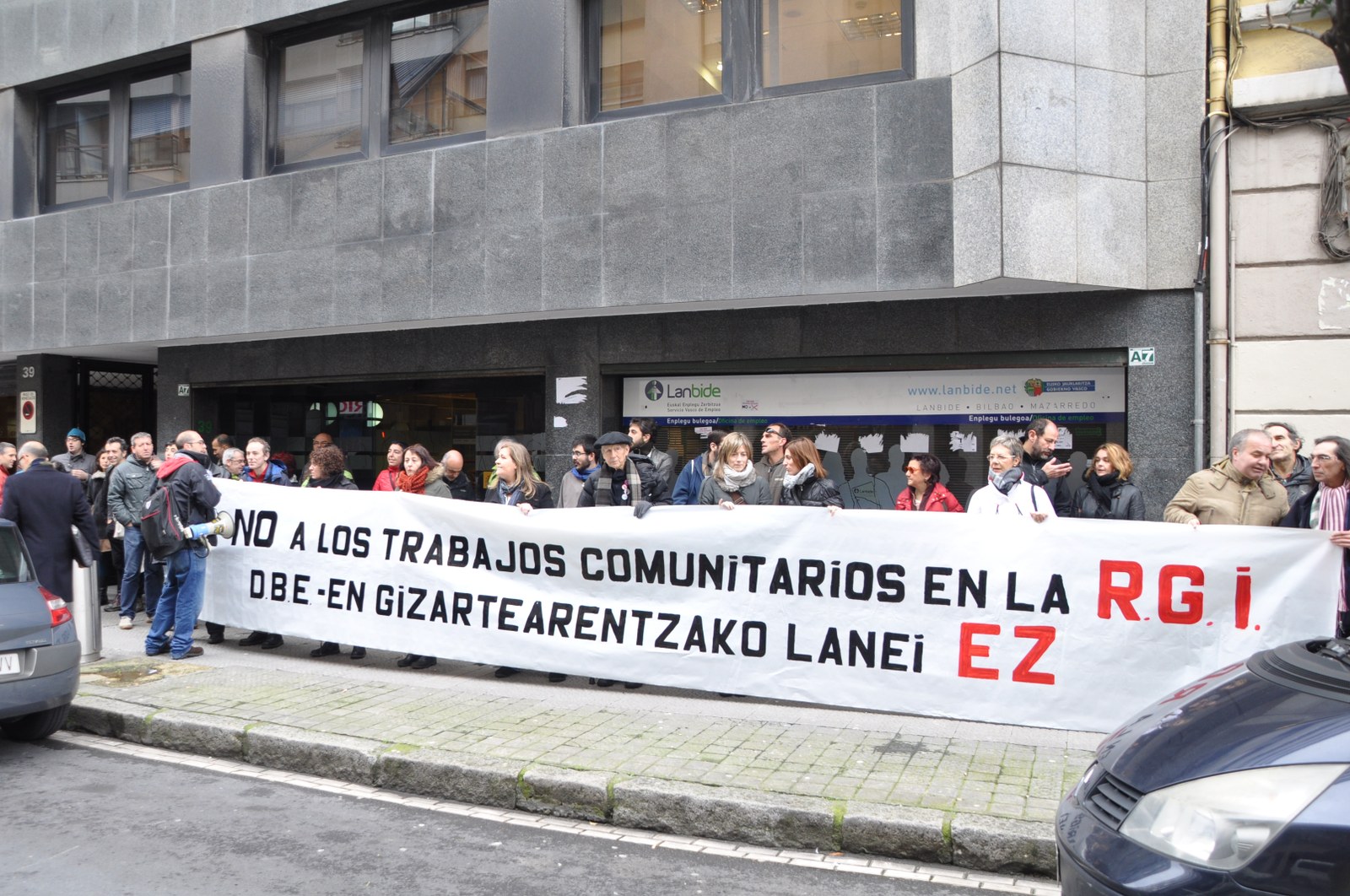 Gutxiengo Errentaren aldeko elkarretaratzea Bilbon