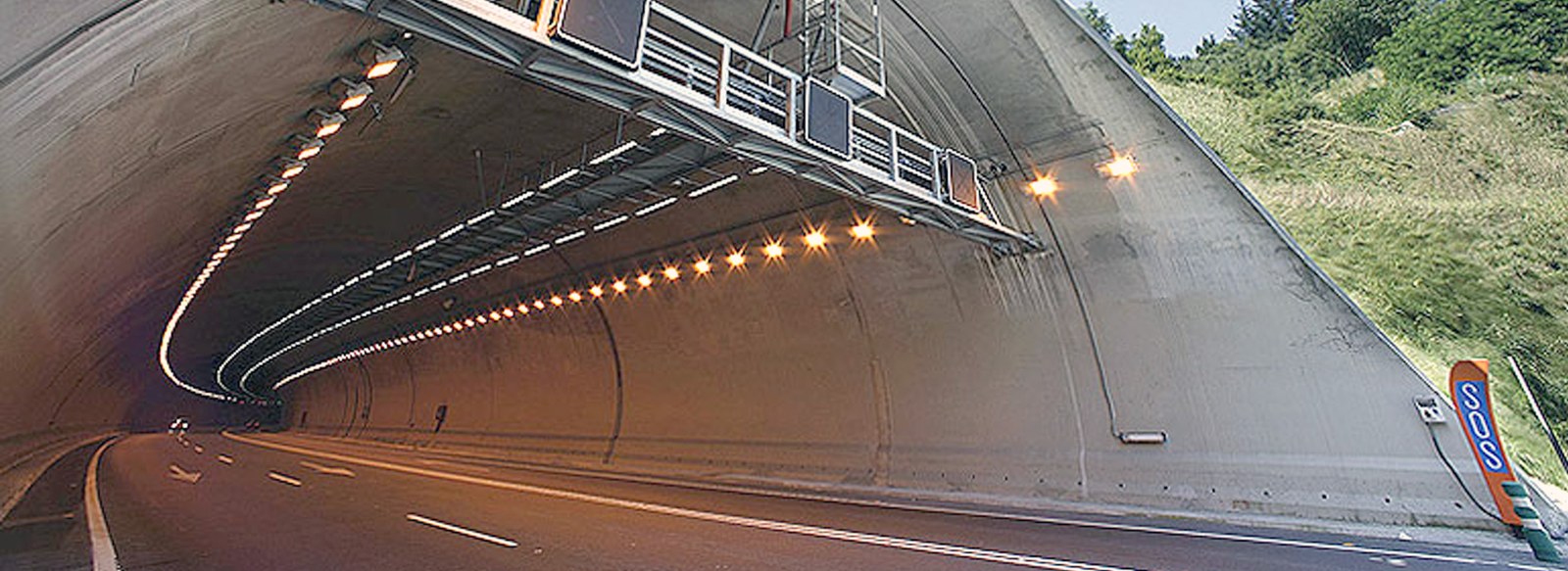 Hiru greba egun berri deitu dituzte hil amaierarako