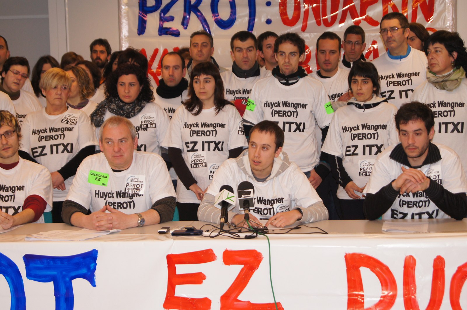 Huyck Wangner (Perot) hilabete bat greba mugagabean