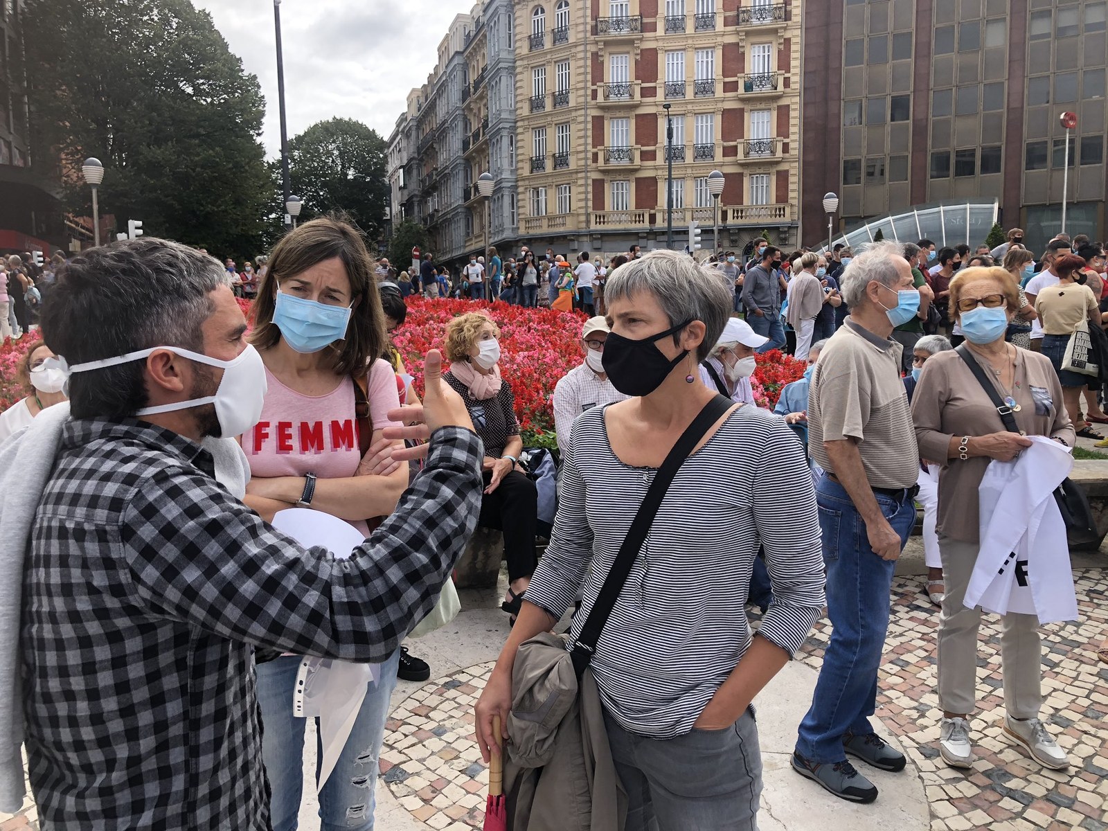 Igor Gonzalez Sola presoaren heriotza salatzeko manifestazioan parte hartu du ELAk Igor Gonzalez Sola presoaren heriotza salatzeko manifestazioan parte hartu du ELAk