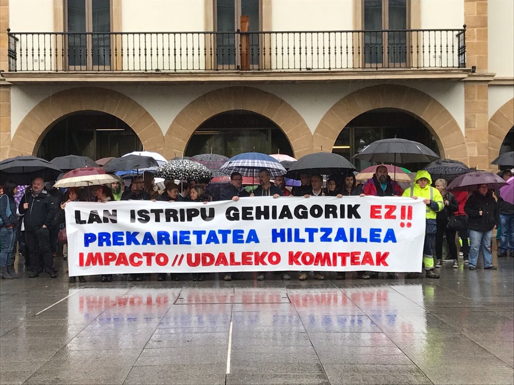 24 orduko lanuztea  Zornotzako Impacto garbiketa enpresan gertatutako lan ezbeharrak salatzeko