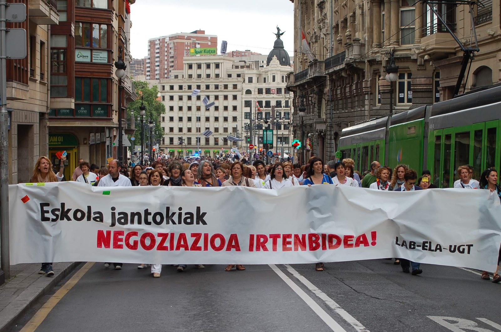 Jantokietako grebalariek 1.500 ordezkarien elkartasuna jaso dute