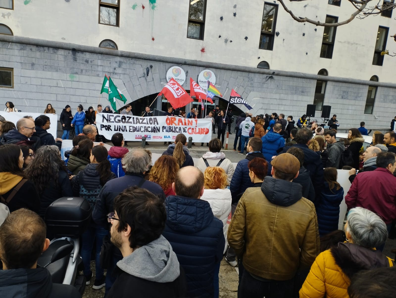 Jarraipen zabala izaten ari da kalitatezko eskola publikoen aldeko greba