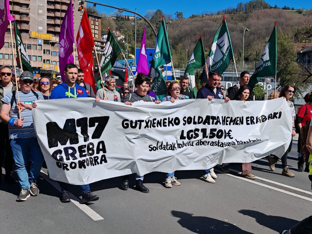 Jarraipen zabala zerbitzu publikoetara, hezkuntzara eta beste sektoreetara hedatu da