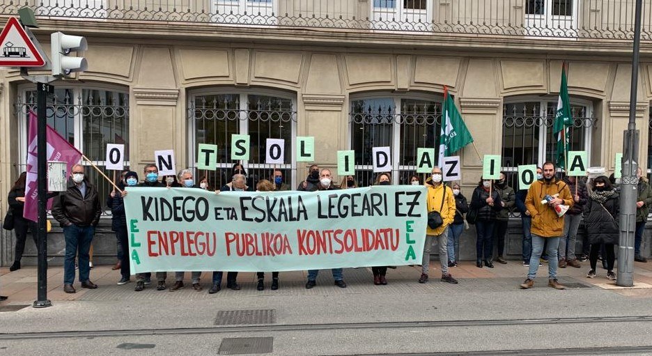 Kidego eta Eskalen Legearen enplegu publikoa kontsolidatzeko xedapenek arriskuan jartzen dituzte milaka langile publikoen lanpostuak